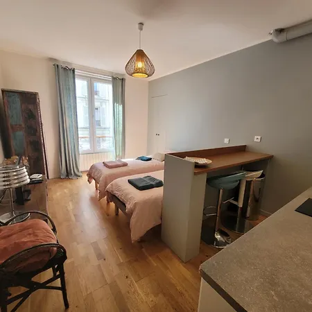 Apartment Village Oberkampf