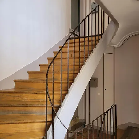 Village Oberkampf Apartment *